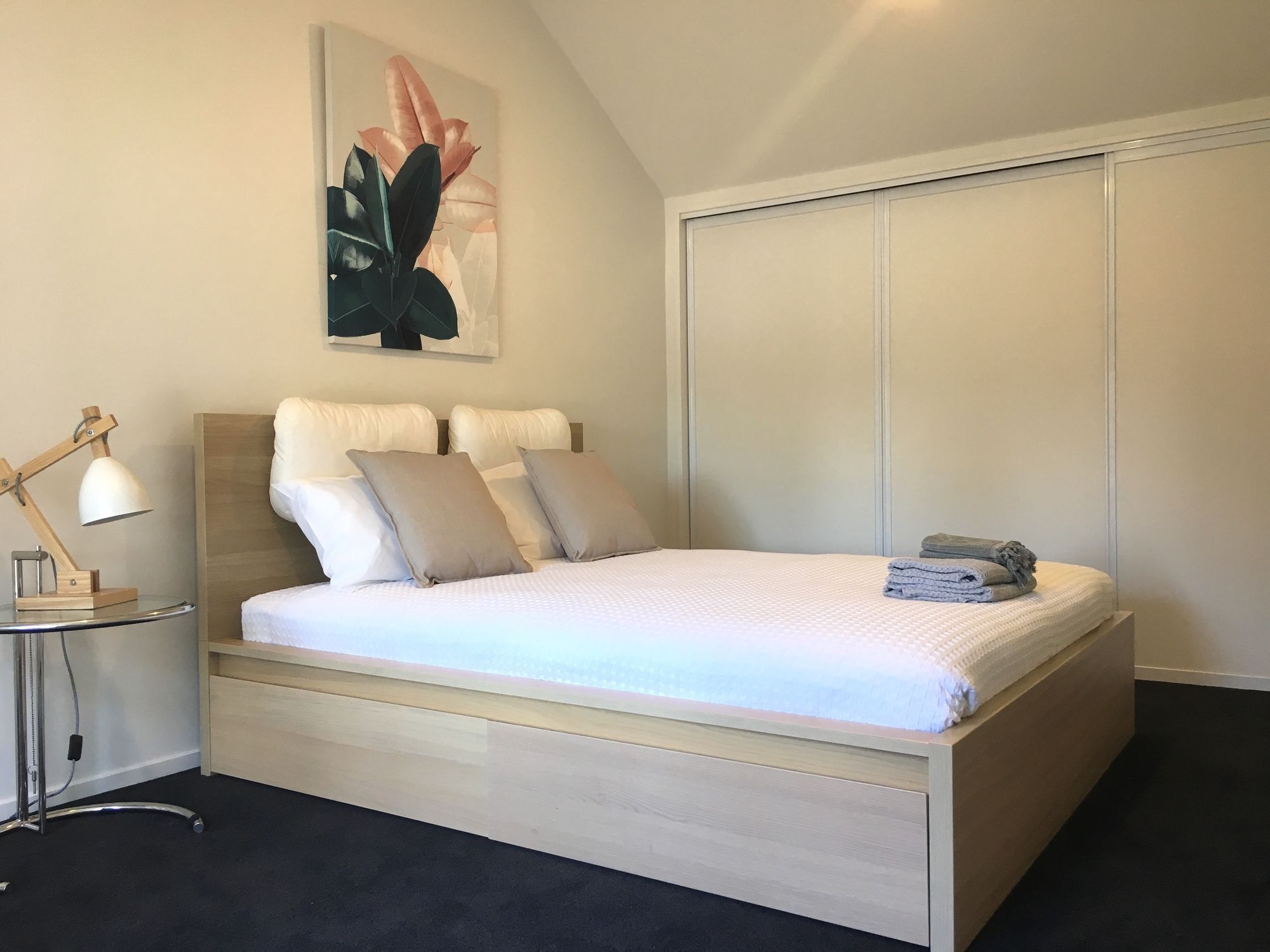 Number 1 - Chic Inner City Rooms Christchurch Exteriör bild